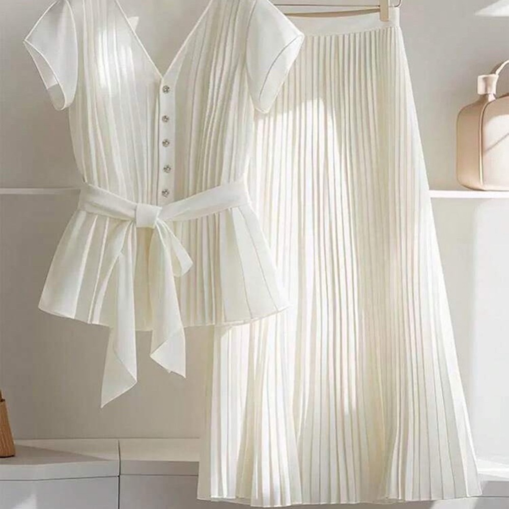 White Maxi A-Line Pleated Skirt Set